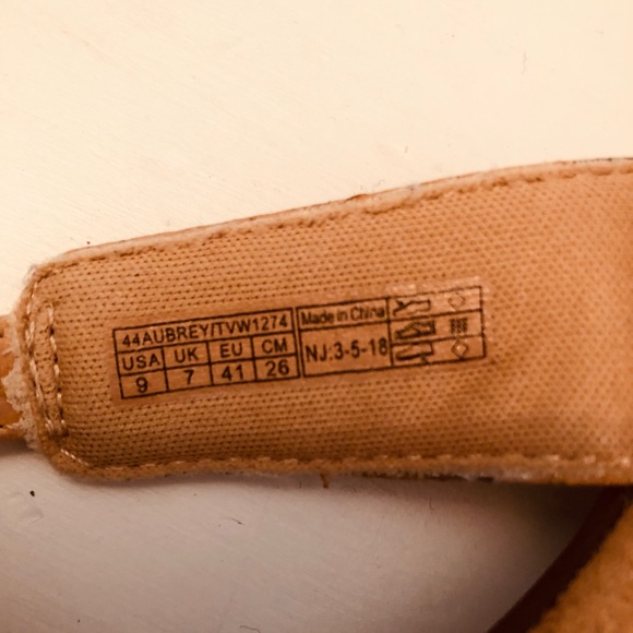 VIONIC cork adjustable sandals size 9 - Picture 5 of 8